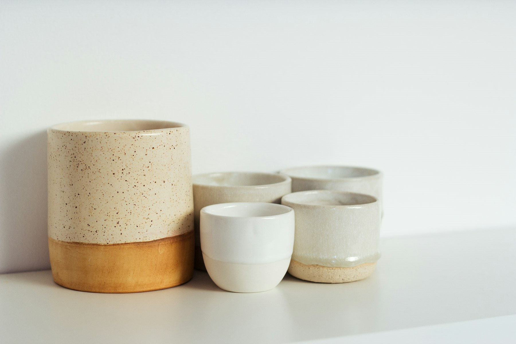 Artisanal stoneware,
for everyday ritual.